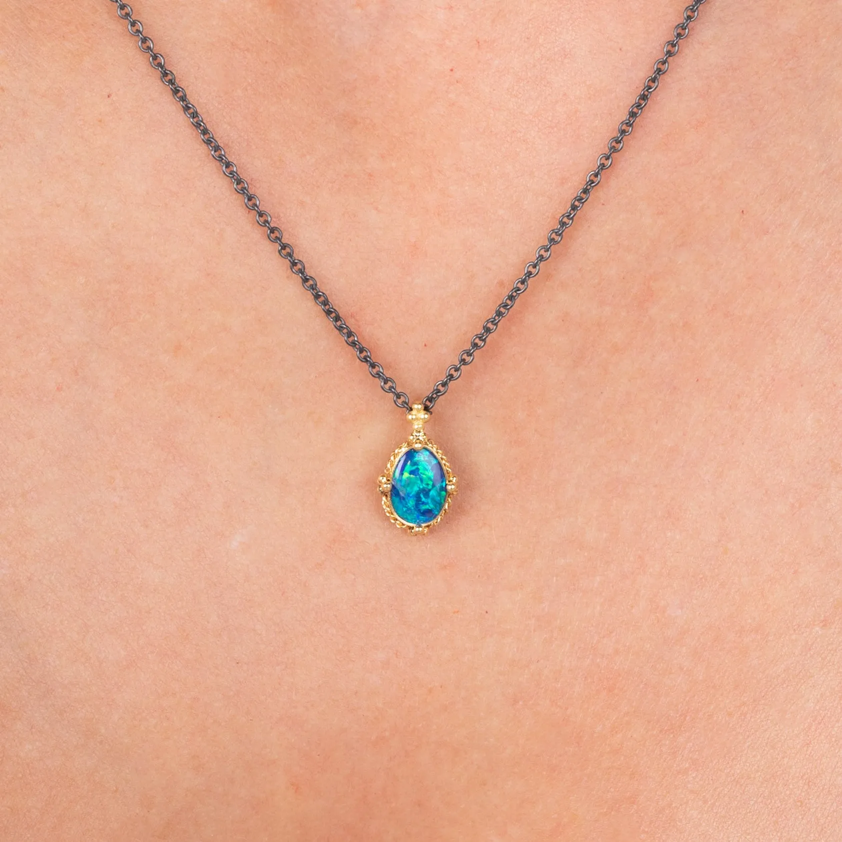 Australian Opal Oval Contrast Necklace