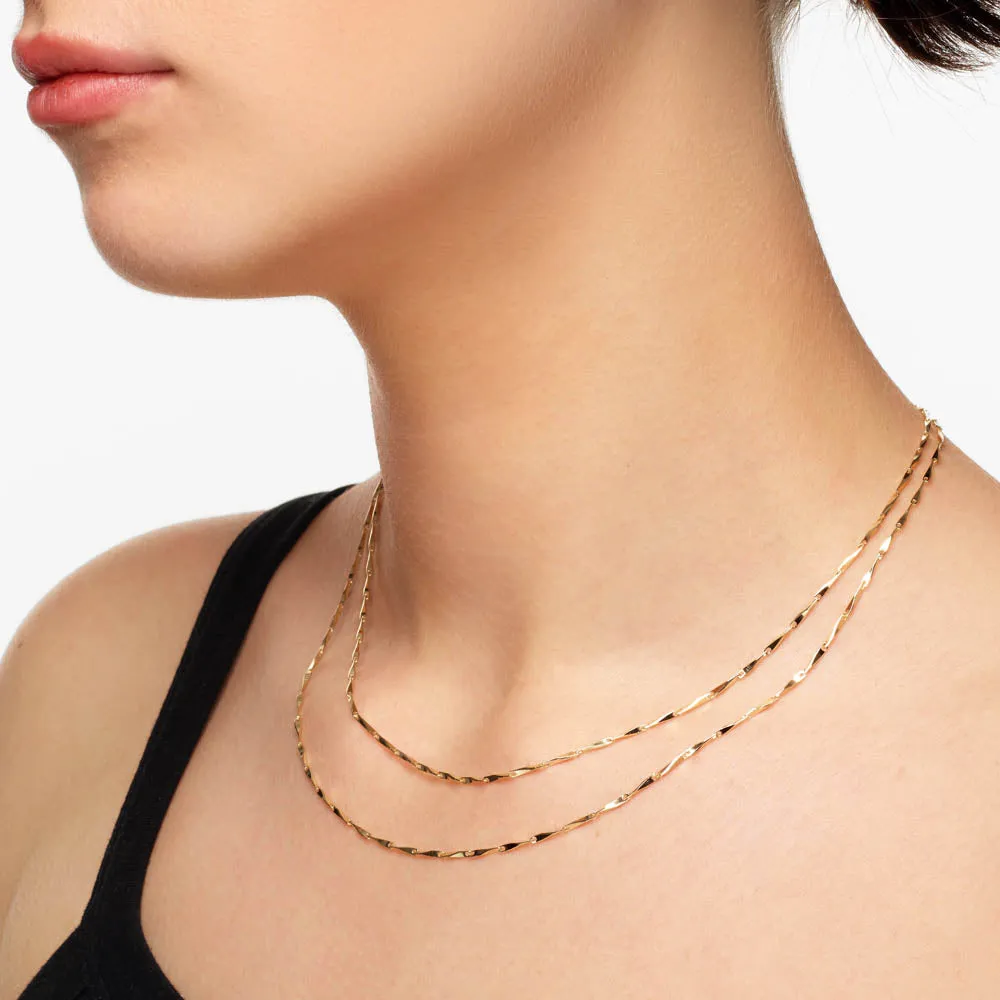Double Twist Bar Link Chain Necklace in Gold