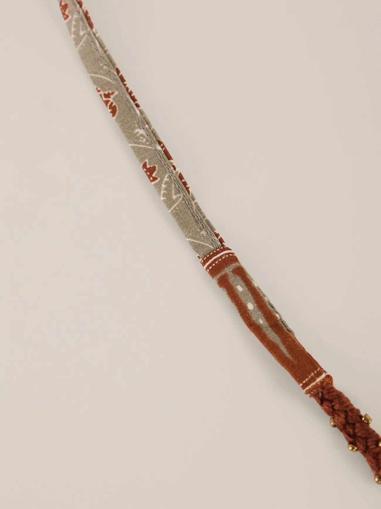 Long embroidered cotton-wool necklace