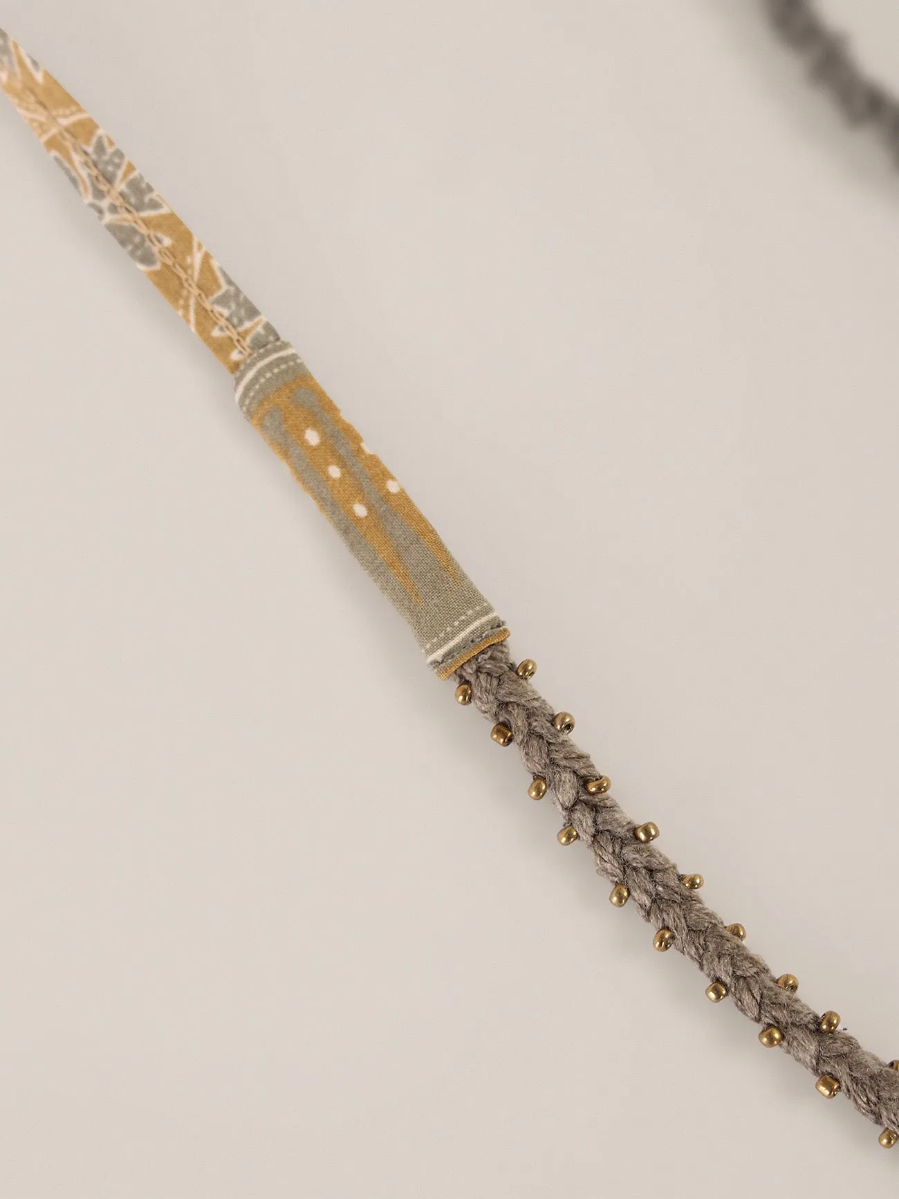 Long embroidered cotton-wool necklace