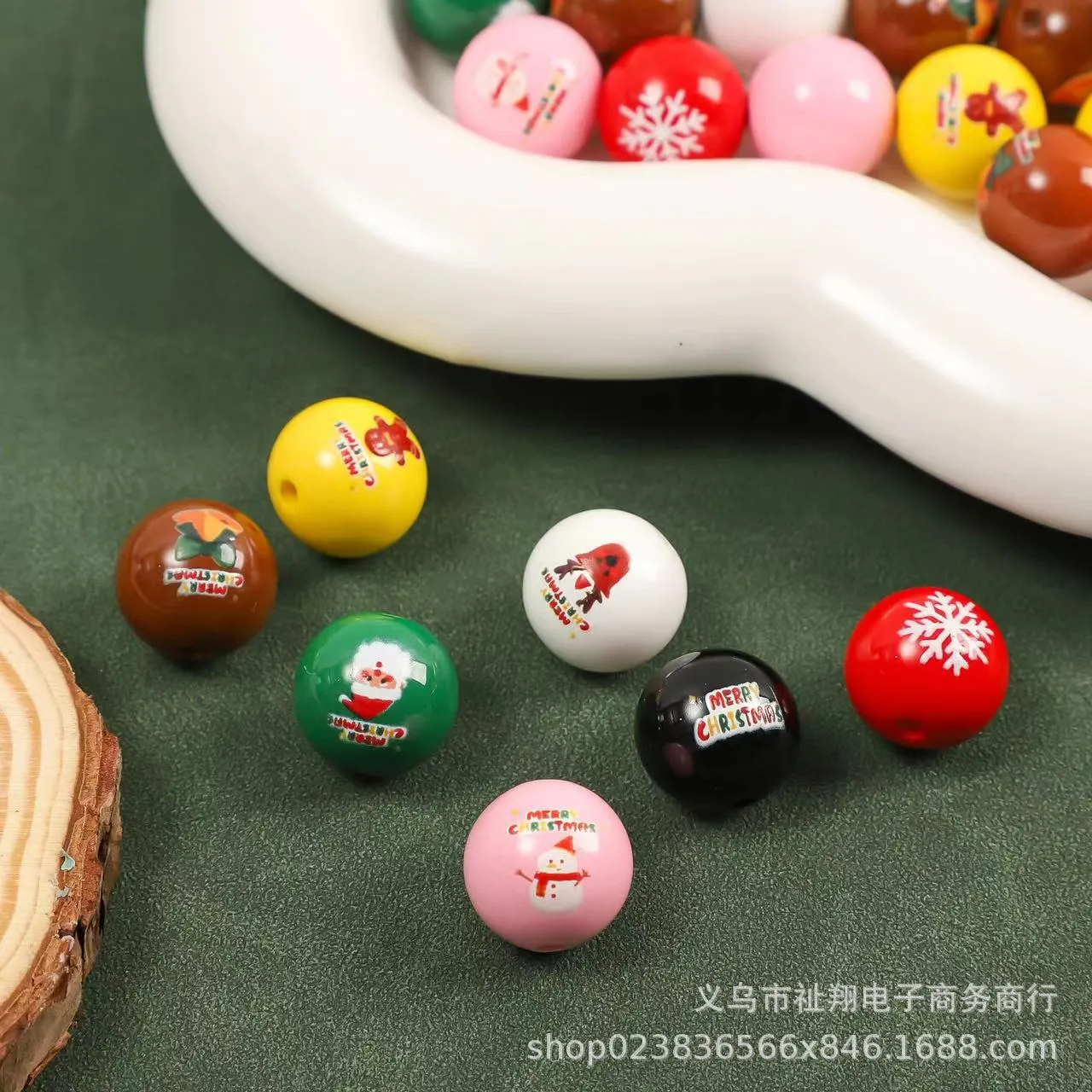 Wholesale 10PCS Acrylic Christmas Color DIY Jewelry Beaded Accessories